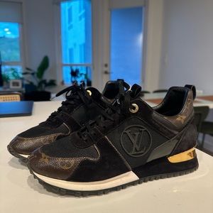 LV Authentic Sneakers